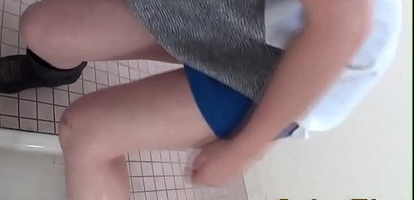  Japanese babes get secretly filmed peeing